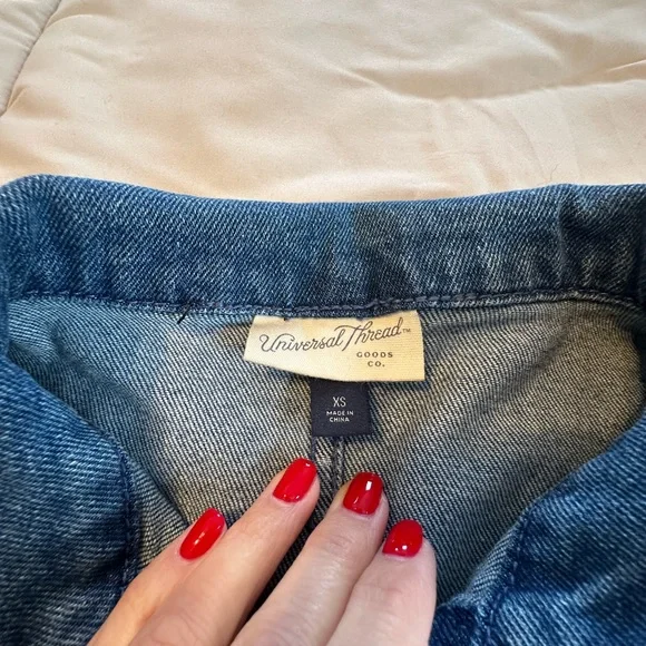 BUNDLE TO SAVE 💕 Jean Jacket - Picture 2 of 8